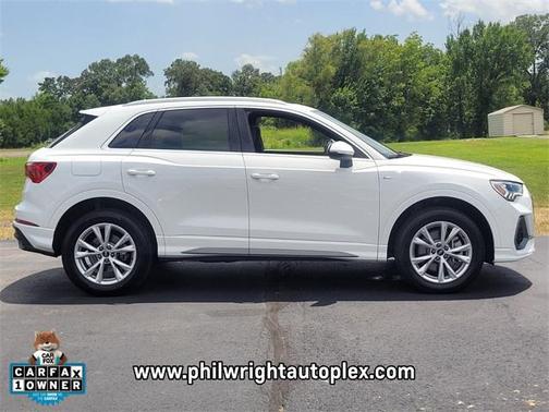 2024 Audi Q3 Premium 45 TFSI S line quattro Tiptronic