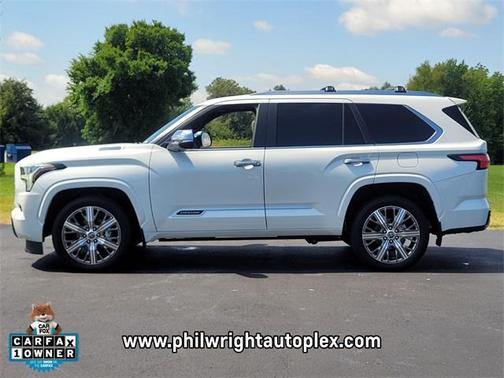 2024 Toyota Sequoia Base