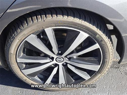 2019 Nissan Altima 2.5 SR