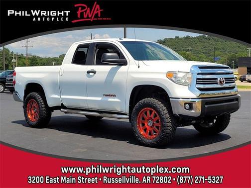 2017 Toyota Tundra SR5