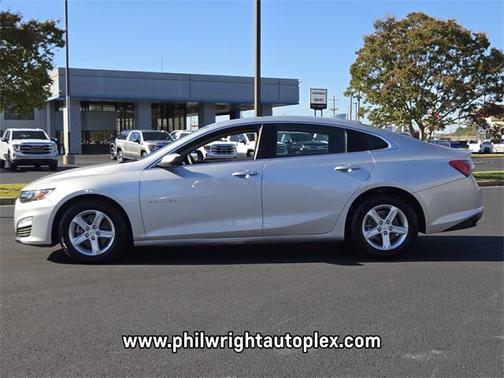 2022 Chevrolet Malibu FWD LT