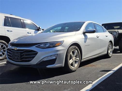 2022 Chevrolet Malibu FWD LT
