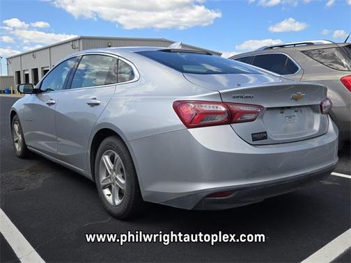 2022 Chevrolet Malibu FWD LT