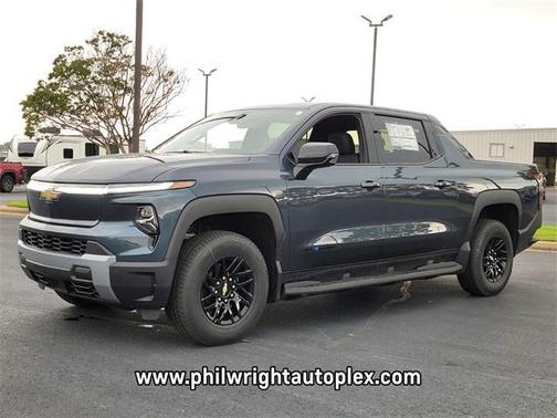 2025 Chevrolet Silverado EV LT