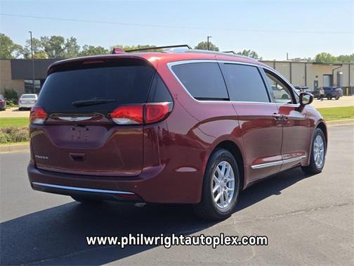 2020 Chrysler Pacifica Touring L