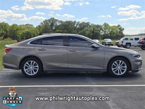 2017 Chevrolet Malibu 1LT