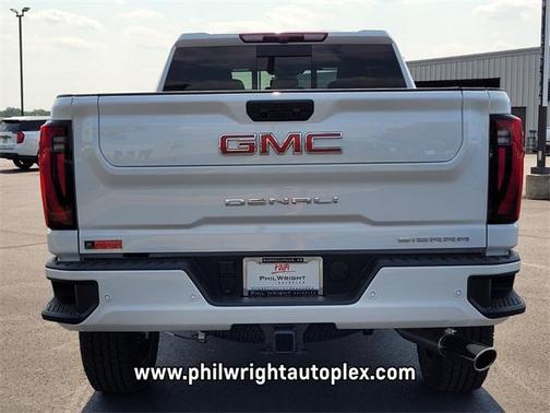 2025 GMC Sierra 2500 Denali
