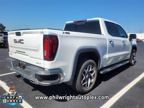 2023 GMC Sierra 1500 SLT