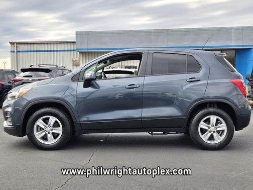 2022 Chevrolet Trax LS