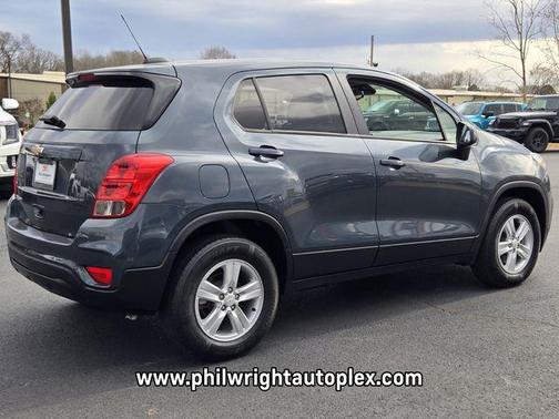 2022 Chevrolet Trax LS