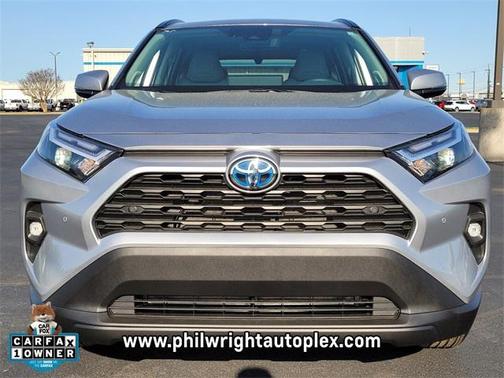 2024 Toyota RAV4 Hybrid XLE Premium