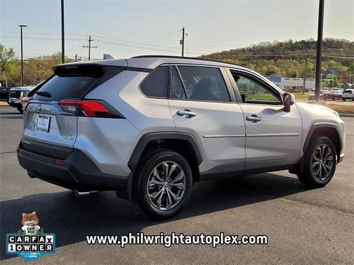 2024 Toyota RAV4 Hybrid XLE Premium