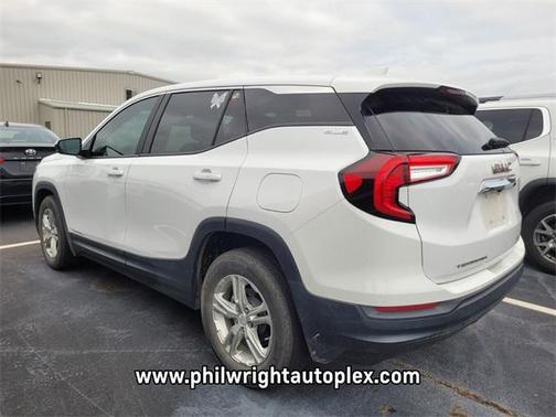 2022 GMC Terrain SLE