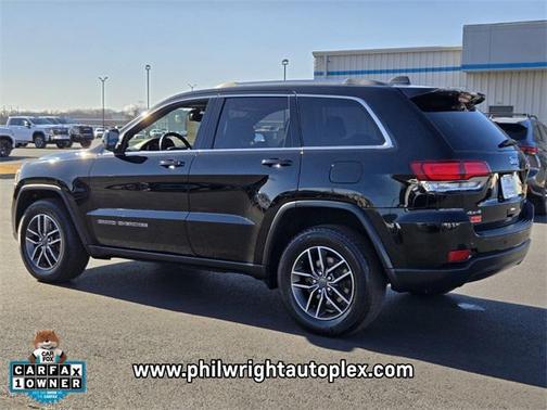 2020 Jeep Grand Cherokee Laredo