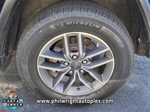 2020 Jeep Grand Cherokee Laredo