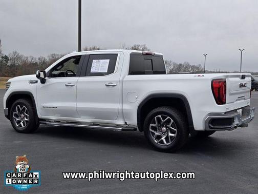 2024 GMC Sierra 1500 SLT