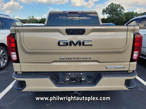 2022 GMC Sierra 1500 Elevation