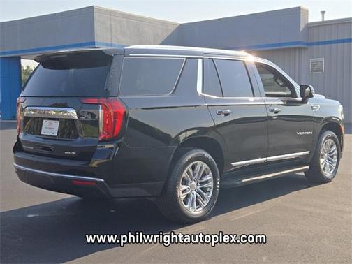 2022 GMC Yukon SLT