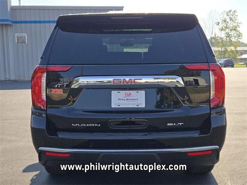 2022 GMC Yukon SLT