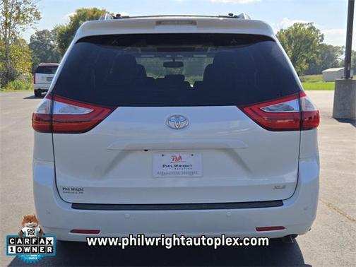 2015 Toyota Sienna XLE Premium