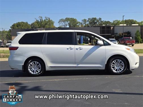 2015 Toyota Sienna XLE Premium