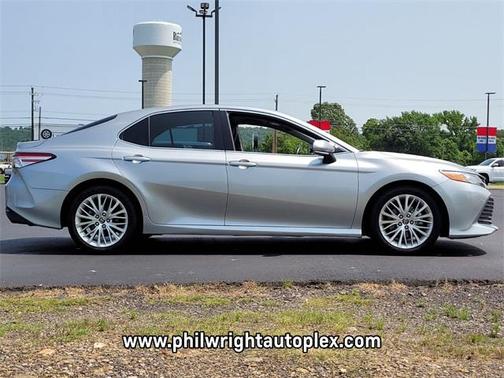 2018 Toyota Camry XLE