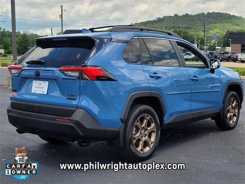 2023 Toyota RAV4 Hybrid Woodland Edition