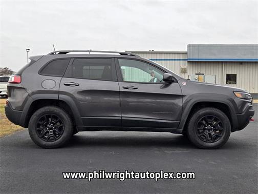 2021 Jeep Cherokee Trailhawk