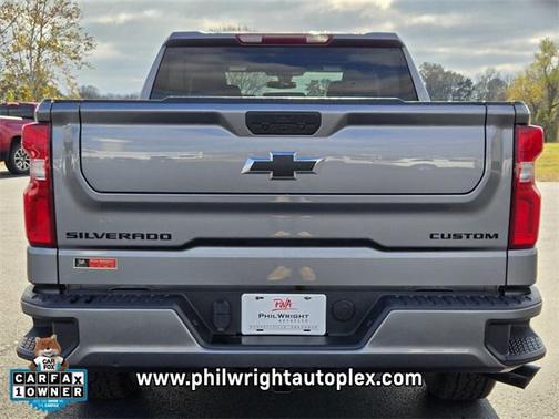 2022 Chevrolet Silverado 1500 Custom