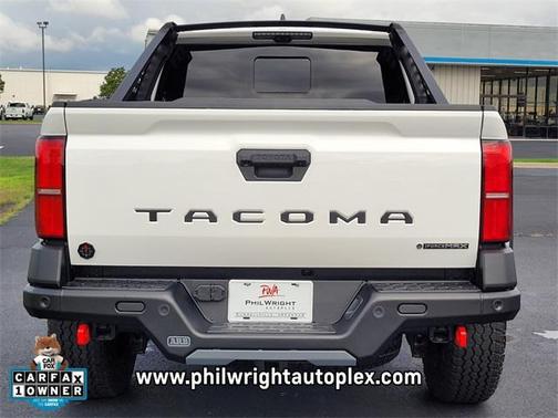 2025 Toyota Tacoma Hybrid Trailhunter