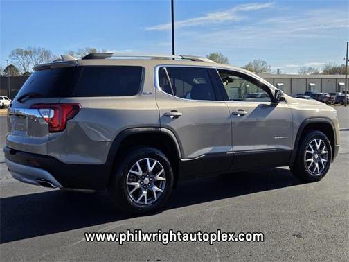 2023 GMC Acadia FWD SLT