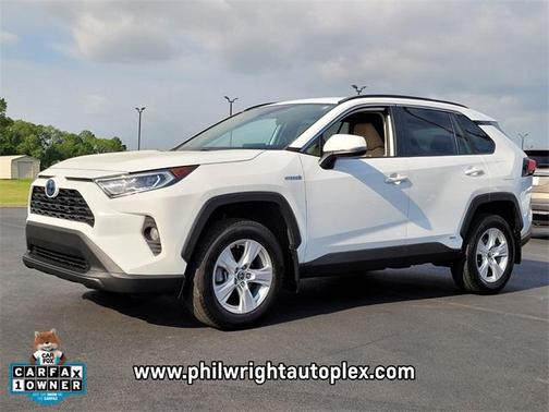 2021 Toyota RAV4 Hybrid XLE