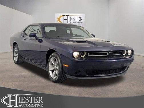 2015 Dodge Challenger SXT