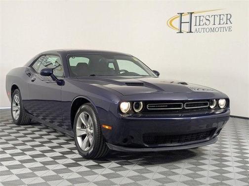 2015 Dodge Challenger SXT