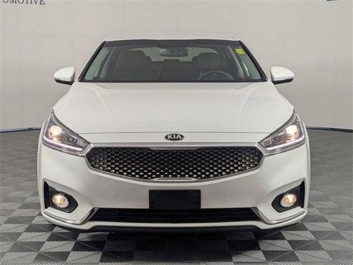 2019 Kia Cadenza Premium