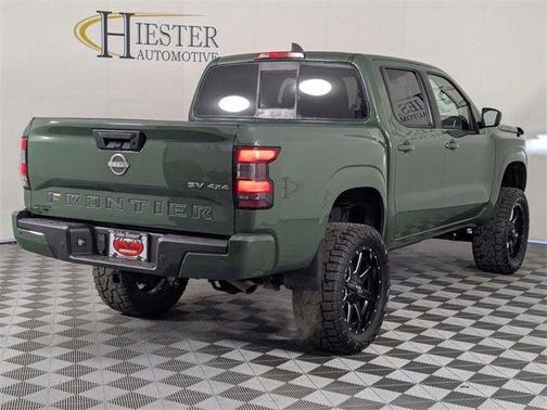 2022 Nissan Frontier SV