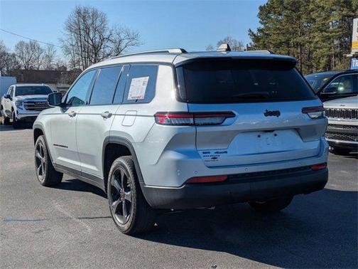 2022 Jeep Grand Cherokee L Altitude