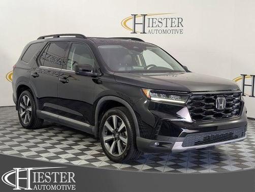2023 Honda Pilot Touring 8-Passenger
