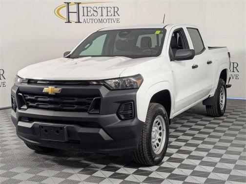 2025 Chevrolet Colorado WT