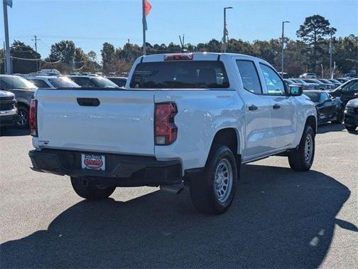 2024 Chevrolet Colorado WT