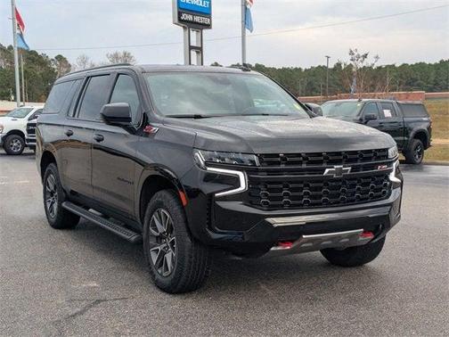 2023 Chevrolet Suburban 4WD Z71