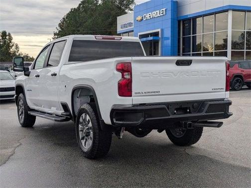 2026 Chevrolet Silverado 2500 Custom