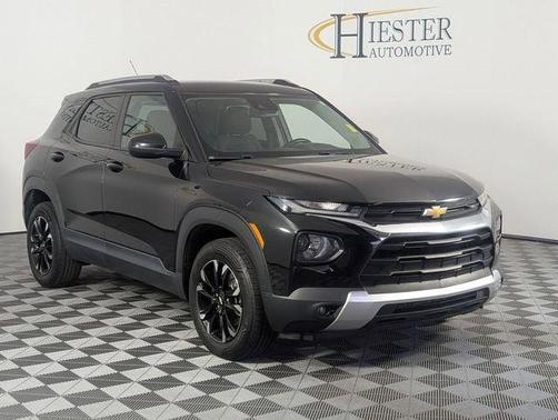 Mosaic Black Metallic 2023 Chevrolet Trailblazer LT
