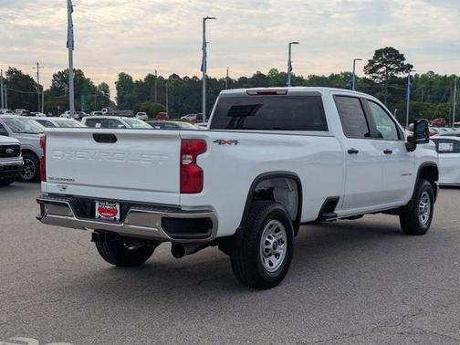 Summit White 2026 Chevrolet Silverado 2500 WT