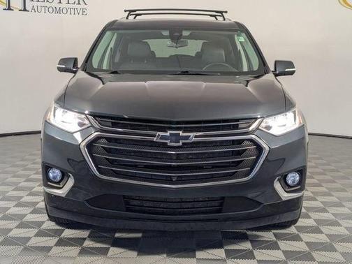 Graphite Metallic 2020 Chevrolet Traverse Premier