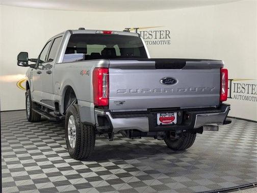 2023 Ford F-250 XLT