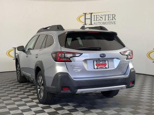 Ice Silver Metallic 2023 Subaru Outback Limited