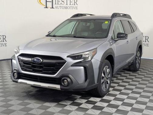 Ice Silver Metallic 2023 Subaru Outback Limited
