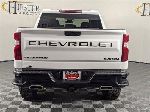 2022 Chevrolet Silverado 1500 Custom Trail Boss