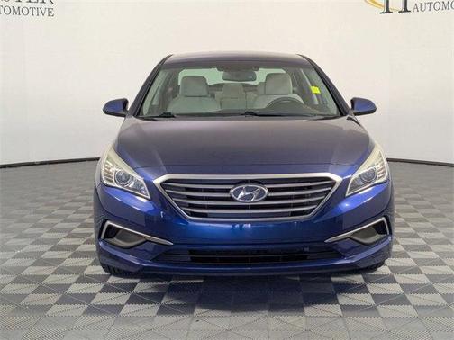 2017 Hyundai SONATA SE